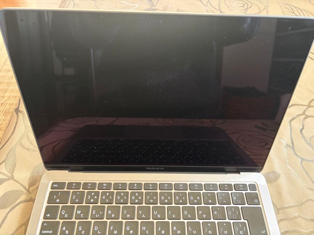 MacBook Air M1 8GB 256GB/バッテリー96%