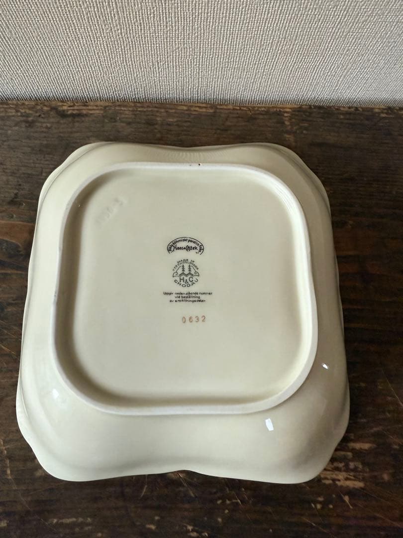 ピンクポーセリン　チョコブランド　h&C社 クリーム色皿