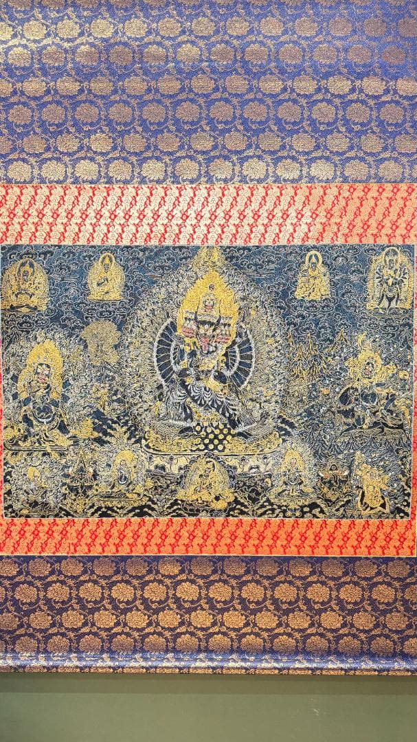 「密教曼荼羅 金泥細密画 掛軸」「金泥」「細密」「密教」「曼荼羅」「錦織表装」