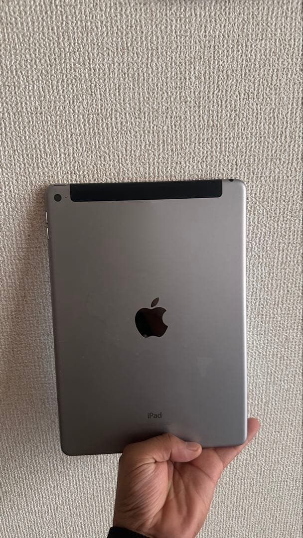 k*i様 iPad Air 2 32GB WIFI+cellular SIM F