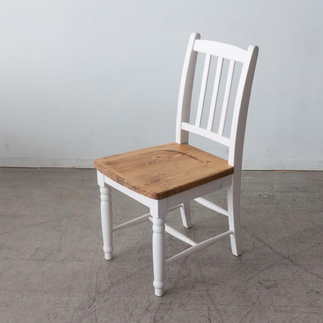 ダイニングチェア　パイン材