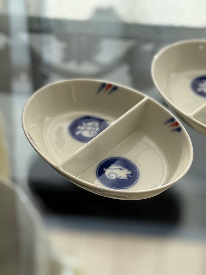 二つ仕切り皿 ウサギデザイン2個セット