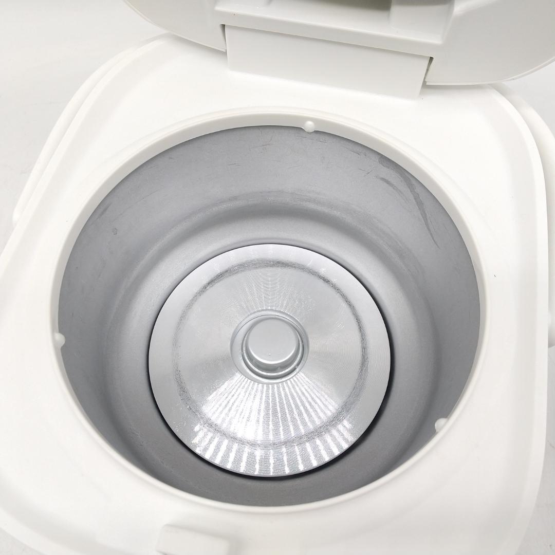 2717番 タイガー マイコンジャー炊飯器 JBS-A055 マットホワイト