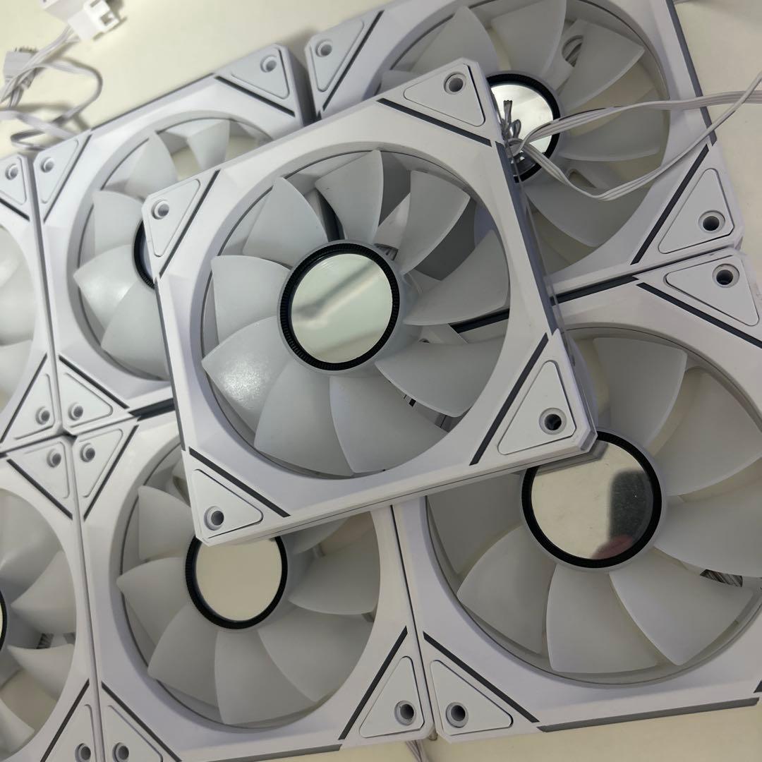 AsiaHorse ARGB 　ケースファン　ホワイト　120mm 9台