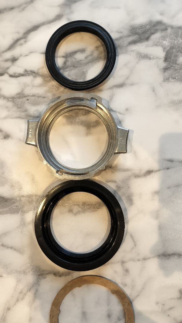 ディスポーザー