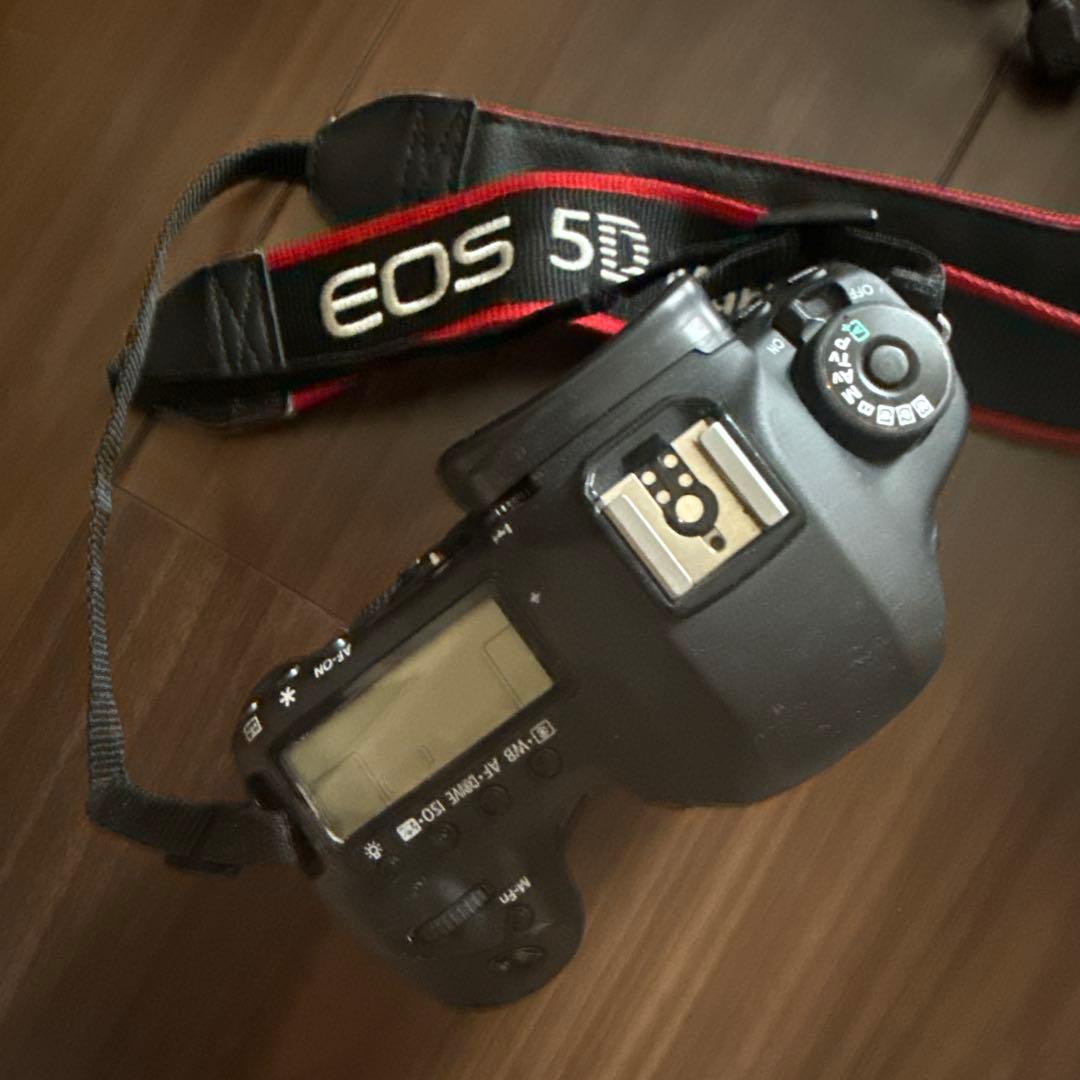 【最終値下げ】Canon EOS 5D mark3 ボディ