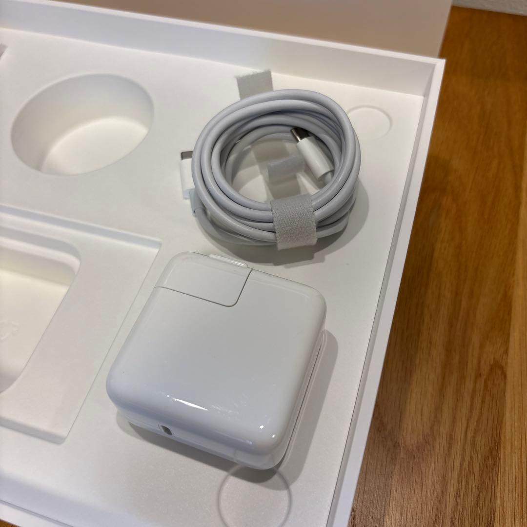 Apple MacBook Air 2020 M1 箱ケース付き