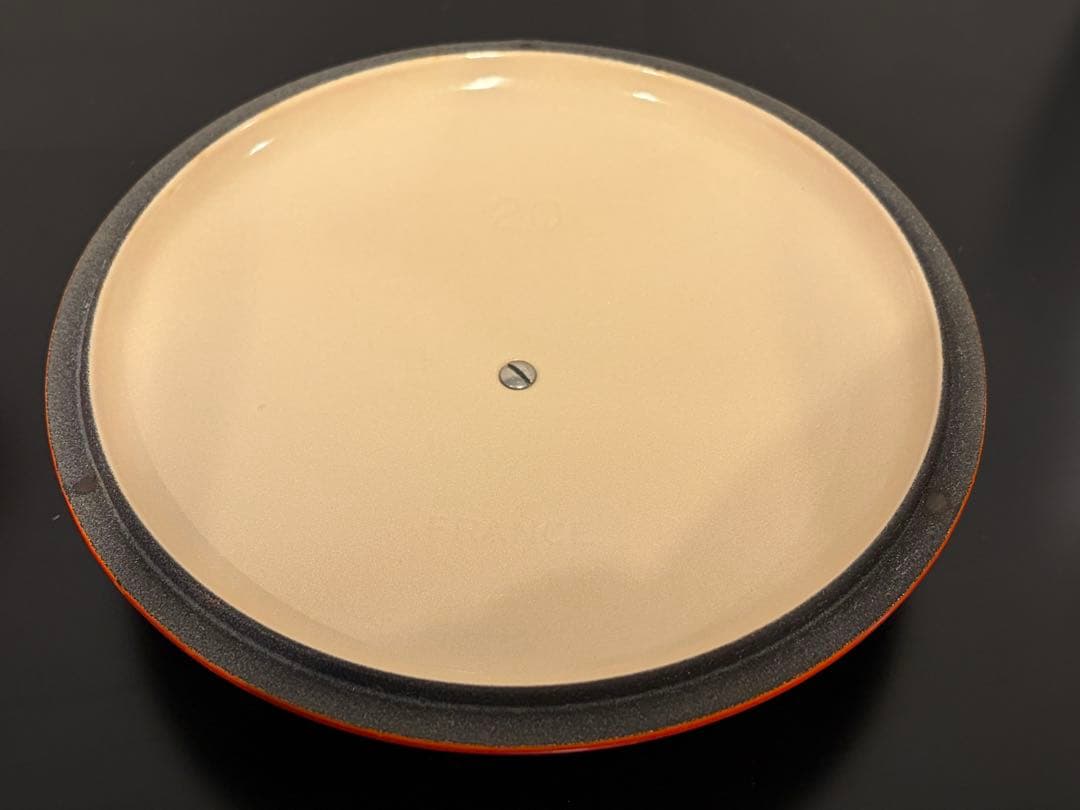 【Le Creuset(ル・クルーゼ)】ココット・ロンド 20 cm オレンジ