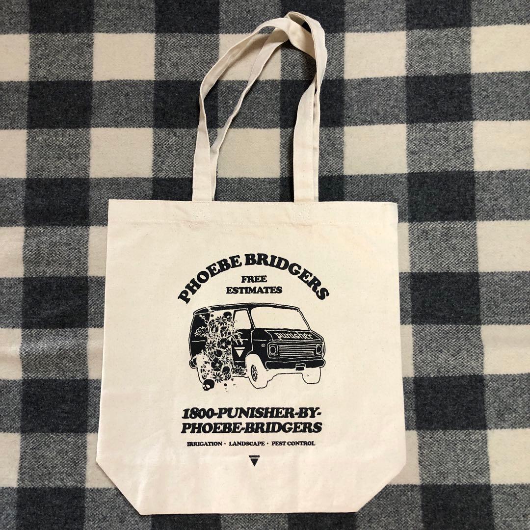 フィービーブリジャーズ　Phoebe Bridgers Tシャツ　バンドT