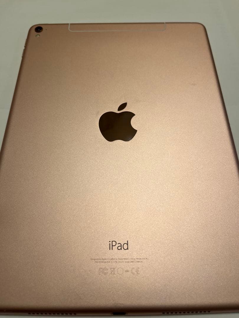 ク*ン様 【美品】iPad Pro 9.7インチ 32GB ローズゴールド（SI