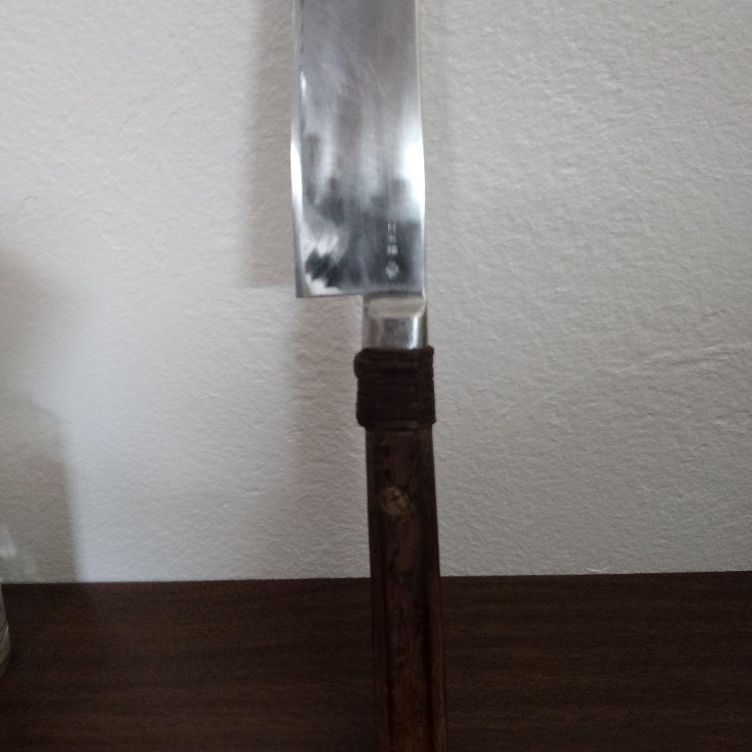 和包丁　関の包丁　日本鋼　三徳包丁　刀のような切れ味