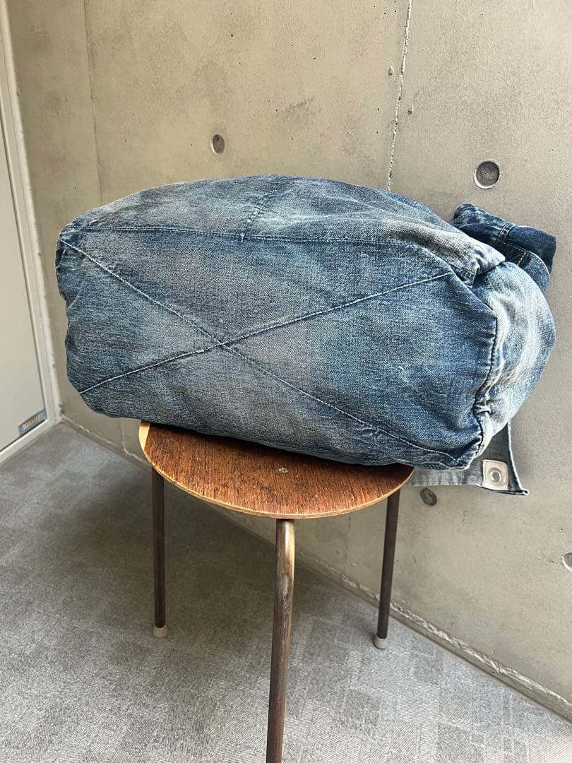 デニムメッセージバッグ　ステンシル入り