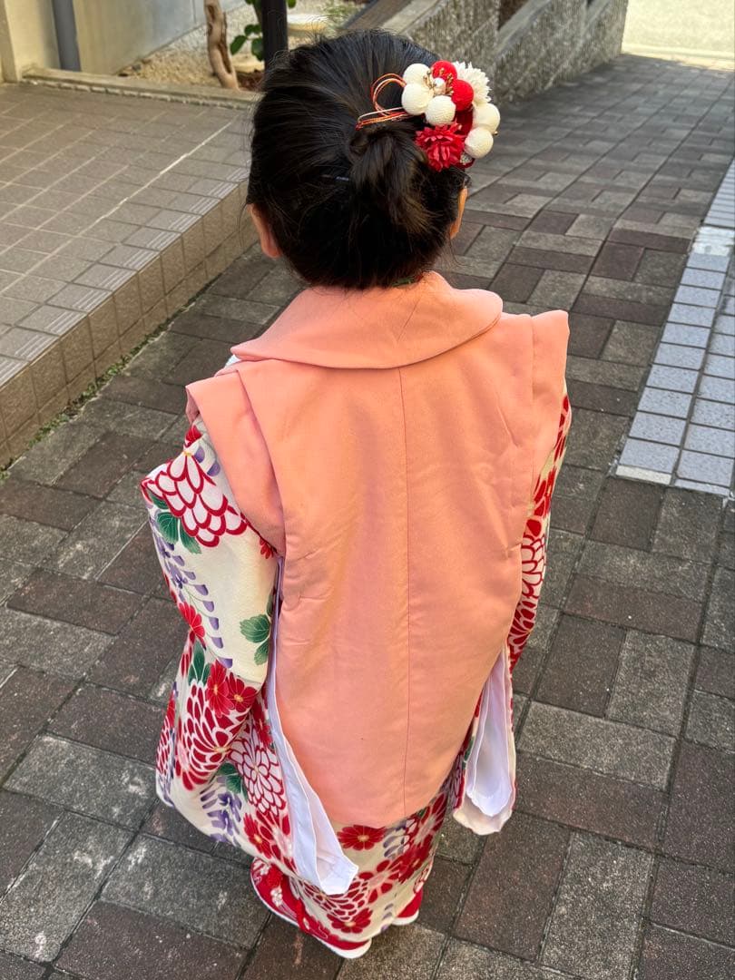 【値下げしました】子供用 七五三 着物 赤白花柄➕髪飾り&靴付