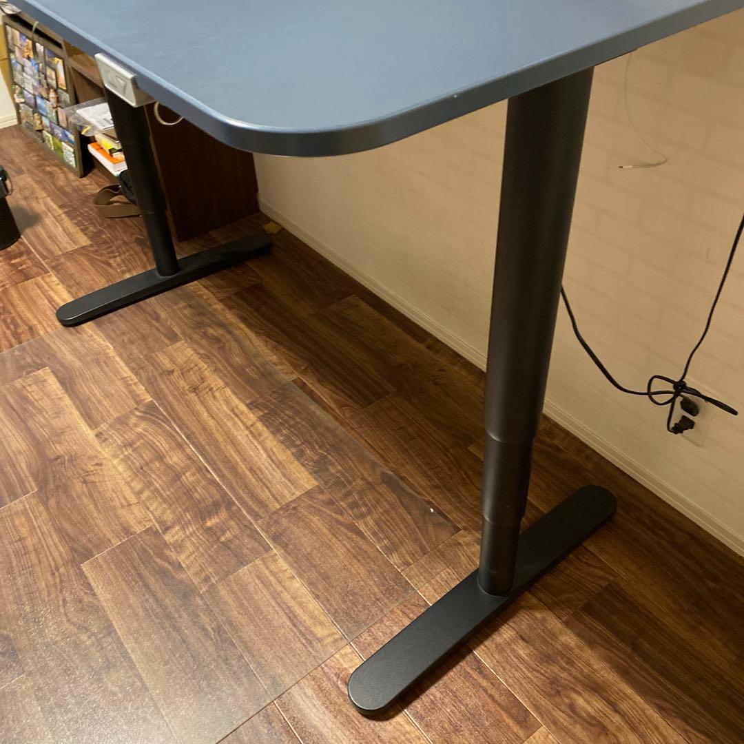 IKEA ベカント 電動昇降式デスク　リノリウムブルー