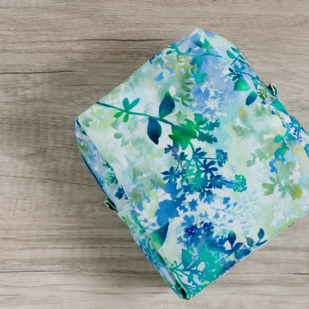 【手帳ポーチ／サイズ1】Leaf・グリーン（たくさん入るタイプ）