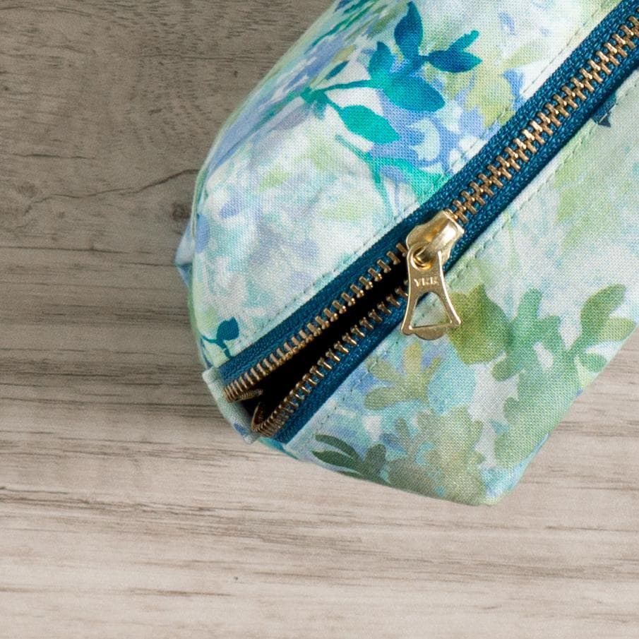 【手帳ポーチ／サイズ1】Leaf・グリーン（たくさん入るタイプ）