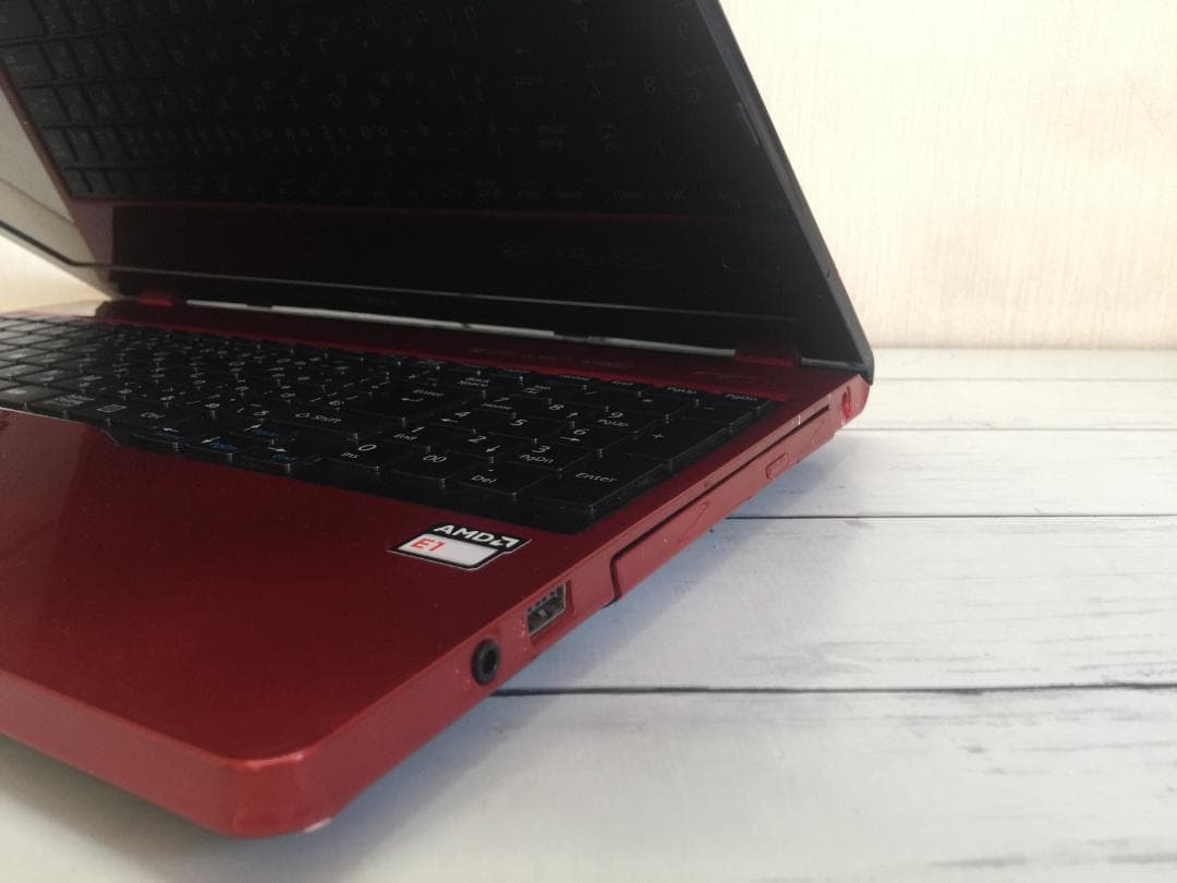 富士通 LIFEBOOK AH40/X 15.6型TFT液晶 フルサイズノート