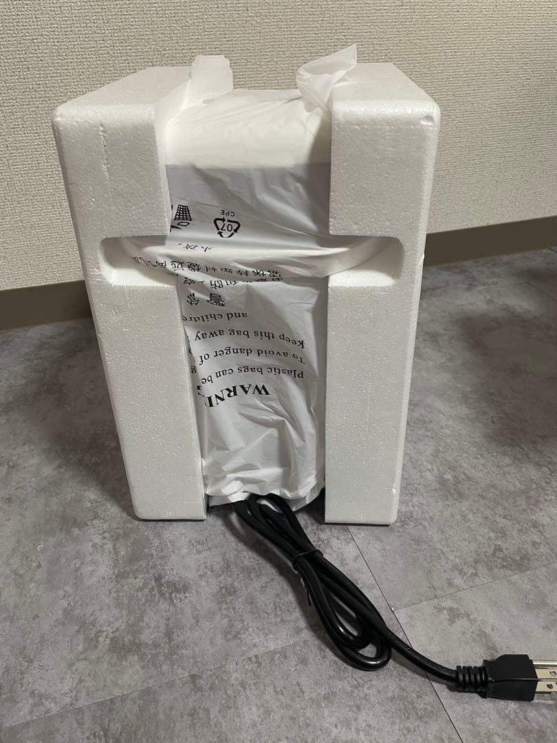 卓上ウォーターサーバー　【ホワイト】