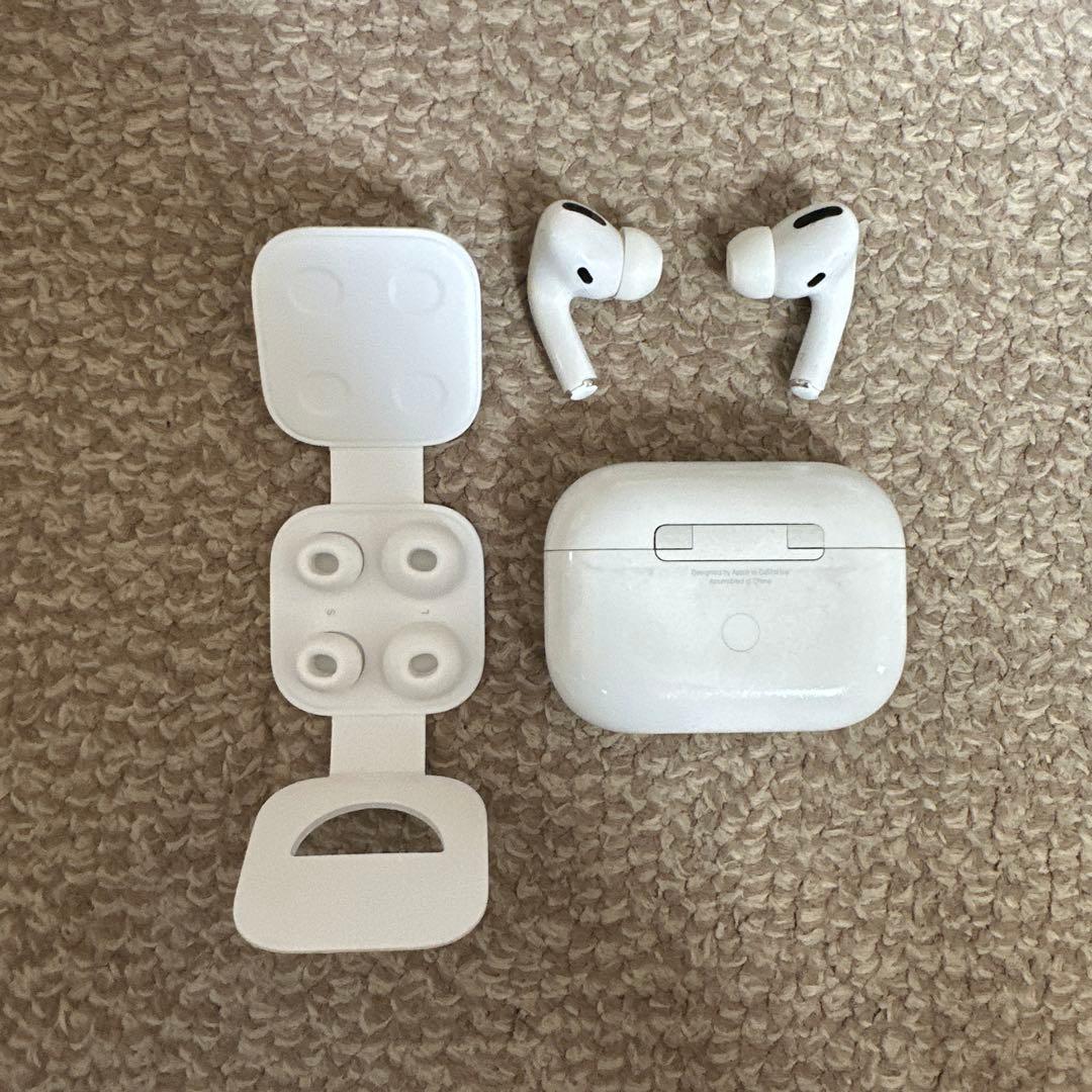 AirPodsPro本体充電ケース付き、ノイキャン、外部取り込み問題なし