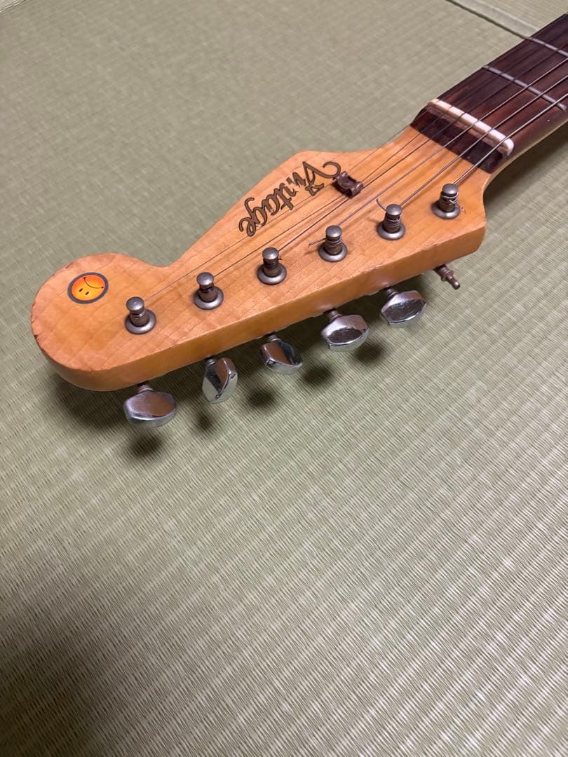 Vintage エレキギター　レッド