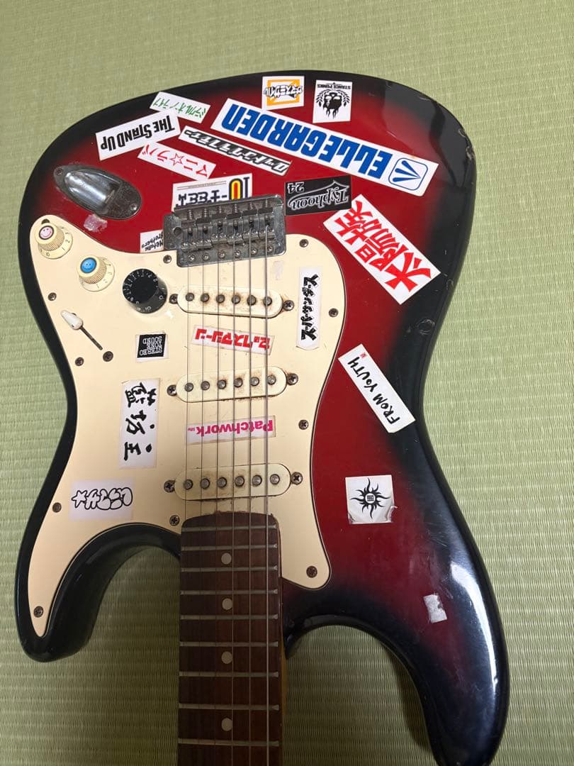 Vintage エレキギター　レッド