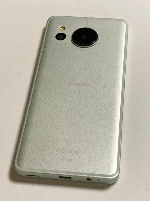 SH-54D SHARP AQUOS sense8 グリーン 割れあり