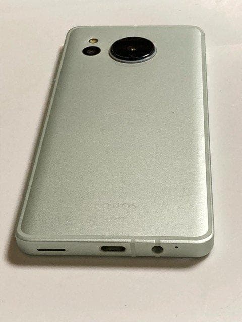 SH-54D SHARP AQUOS sense8 グリーン 割れあり