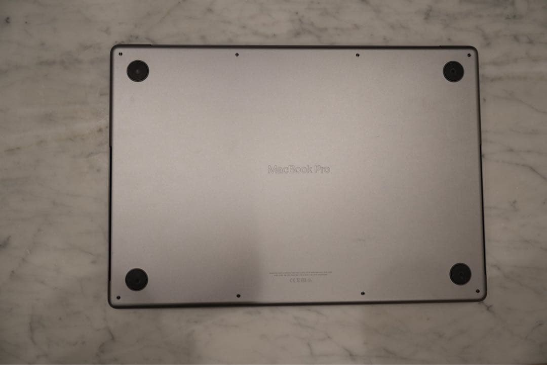 MacBook Pro M1 Max 32コア メモリ32GB