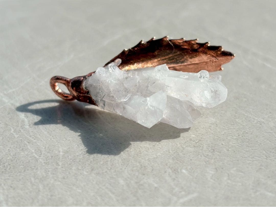 一点物⭐︎国産水晶ペンダントトップ