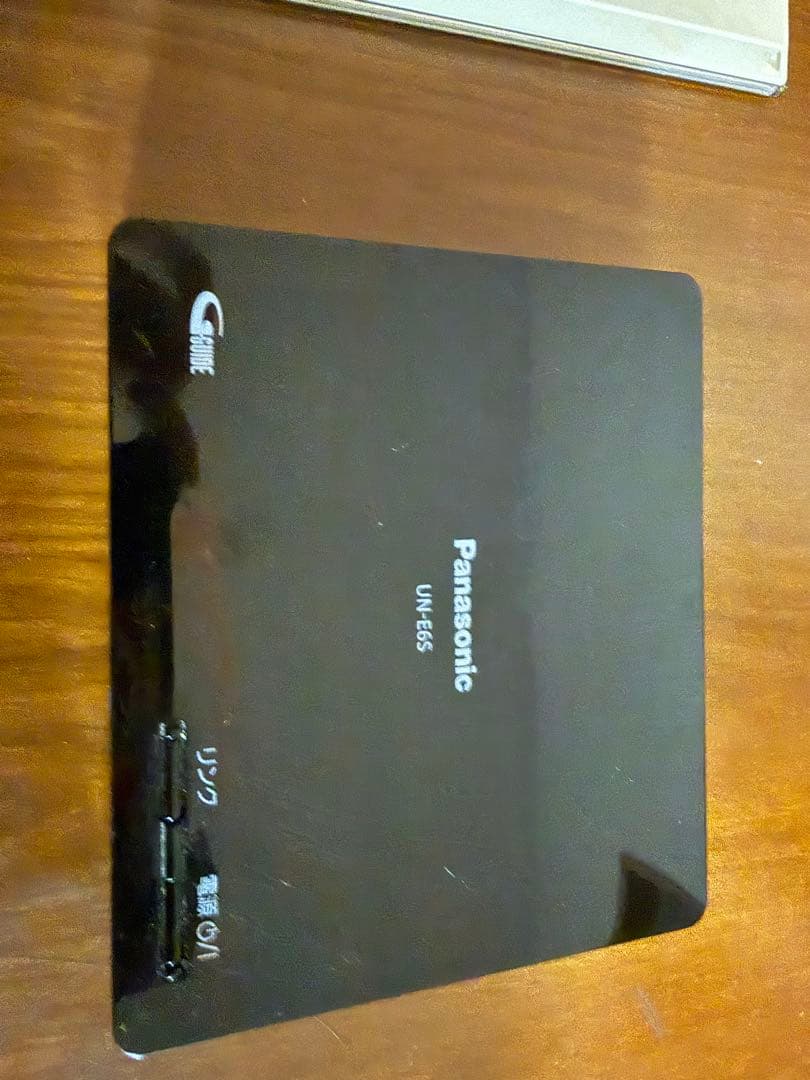 Panasonic ポータブル防水テレビ　UN-E6S