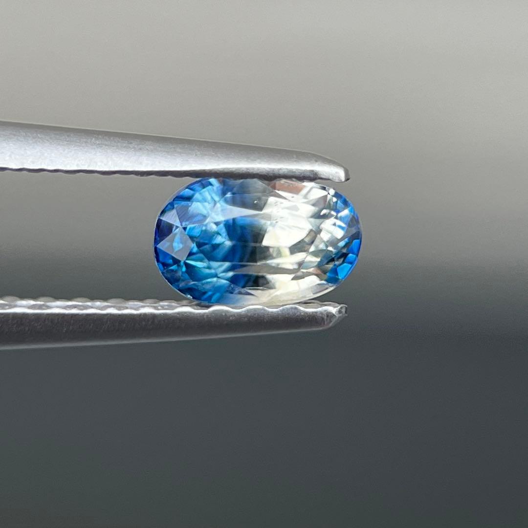 スリランカ産非加熱天然バイカラーサファイア