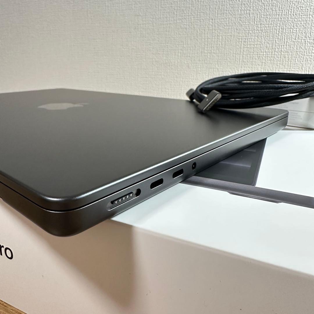 MacBookPro M4 PRO 14/20コア 14インチ スペースブラック