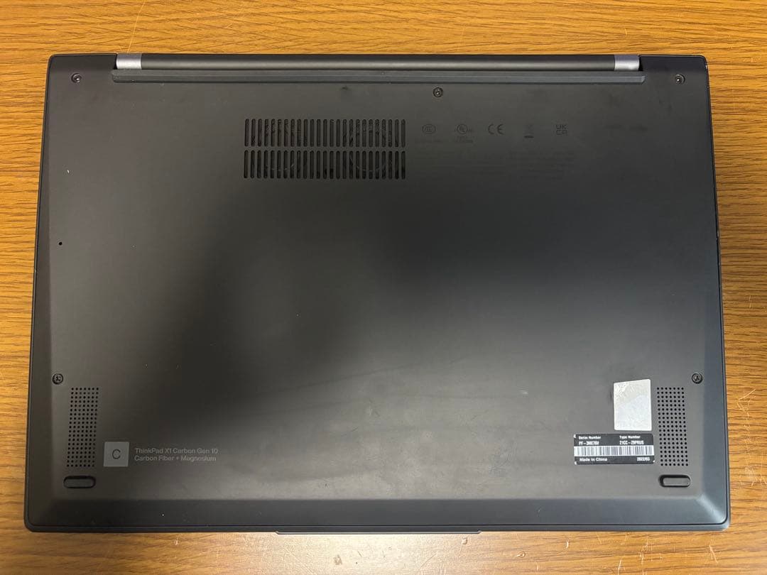 ThinkPad X1 Carbon Gen10 バッテリー100% 訳あり