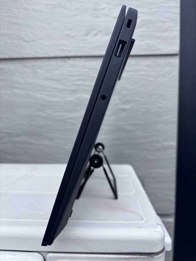 ThinkPad X1 Carbon Gen10 バッテリー100% 訳あり