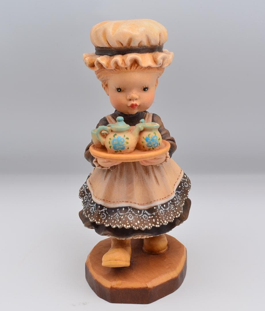 午後のお茶　アンリ　ANRI　サラケイ　木彫り人形　イタリア　17ｃｍ　限定品