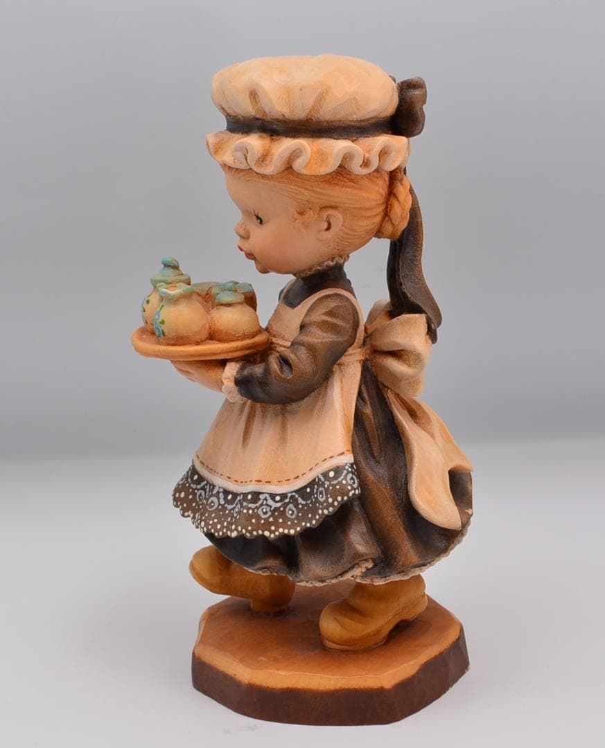 午後のお茶　アンリ　ANRI　サラケイ　木彫り人形　イタリア　17ｃｍ　限定品