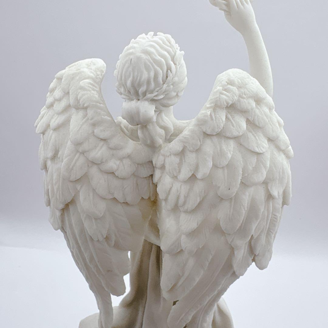 Design Toscano デザイントスカーノ 花輪を捧げ持つ平和の天使