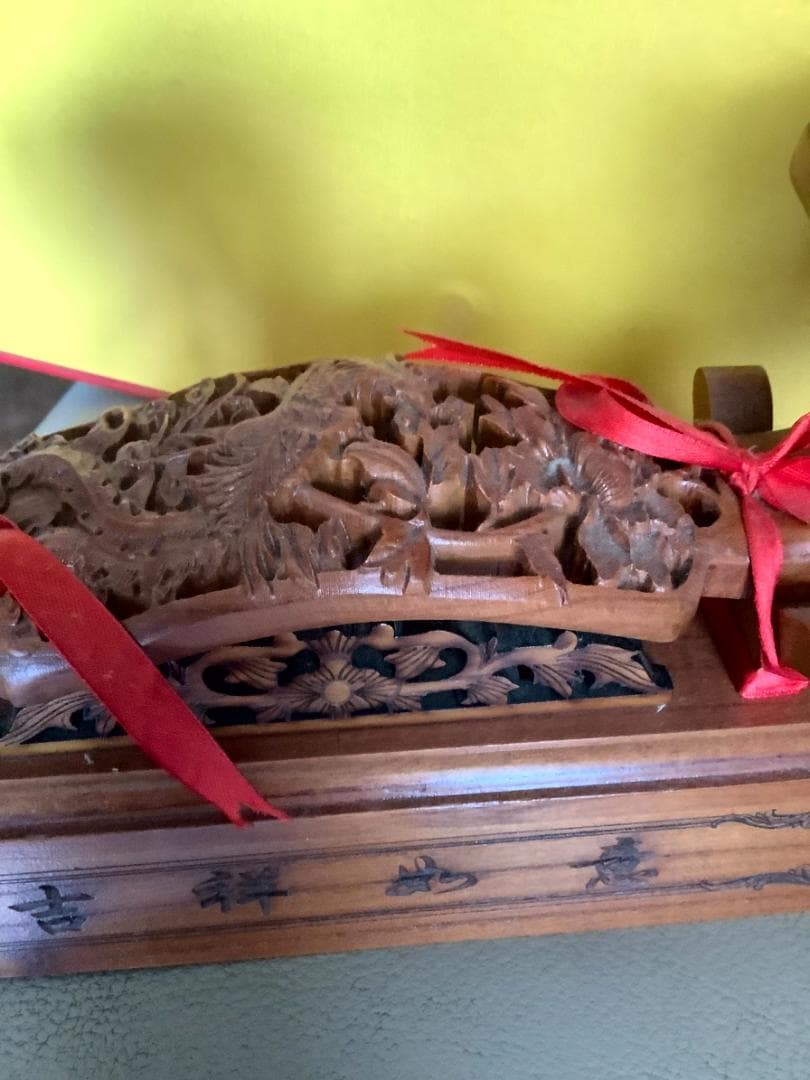 中国山東省泰山桃ノ木縁起物置物