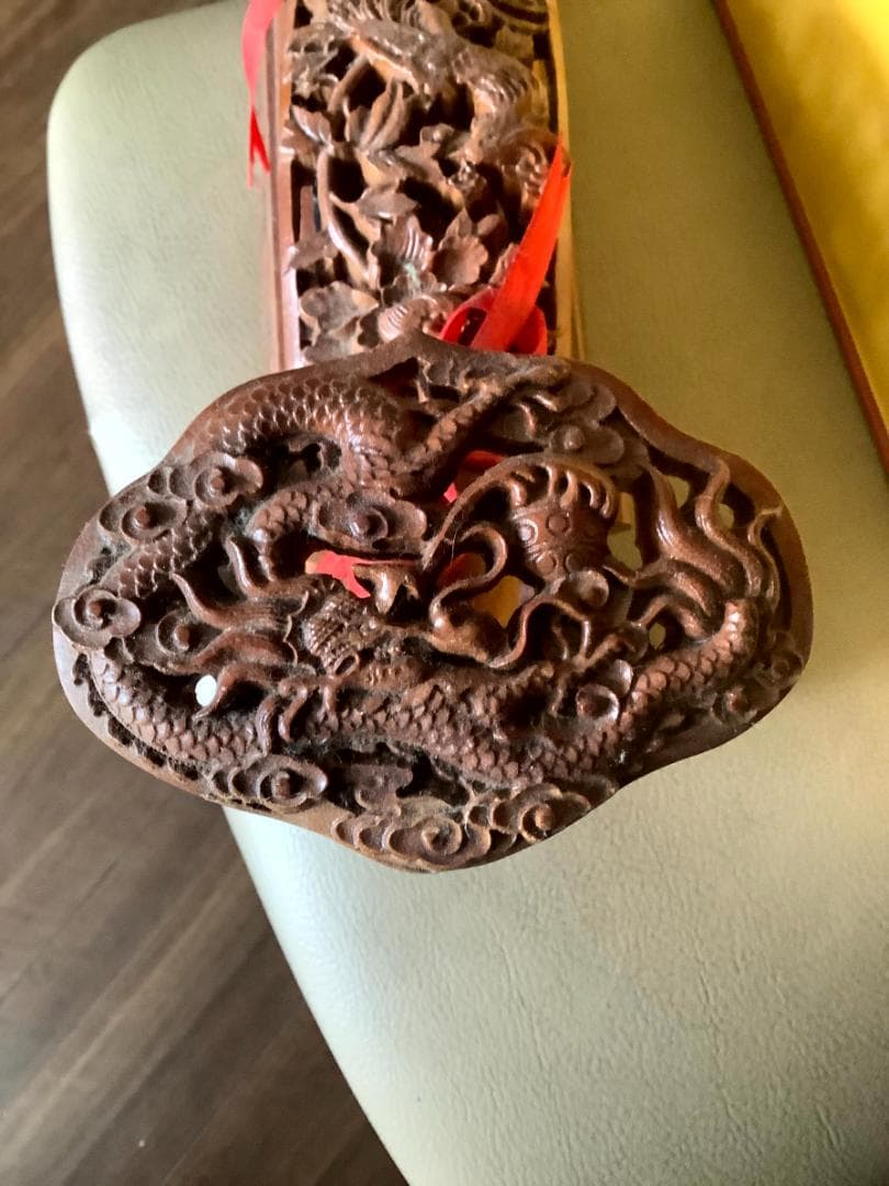 中国山東省泰山桃ノ木縁起物置物