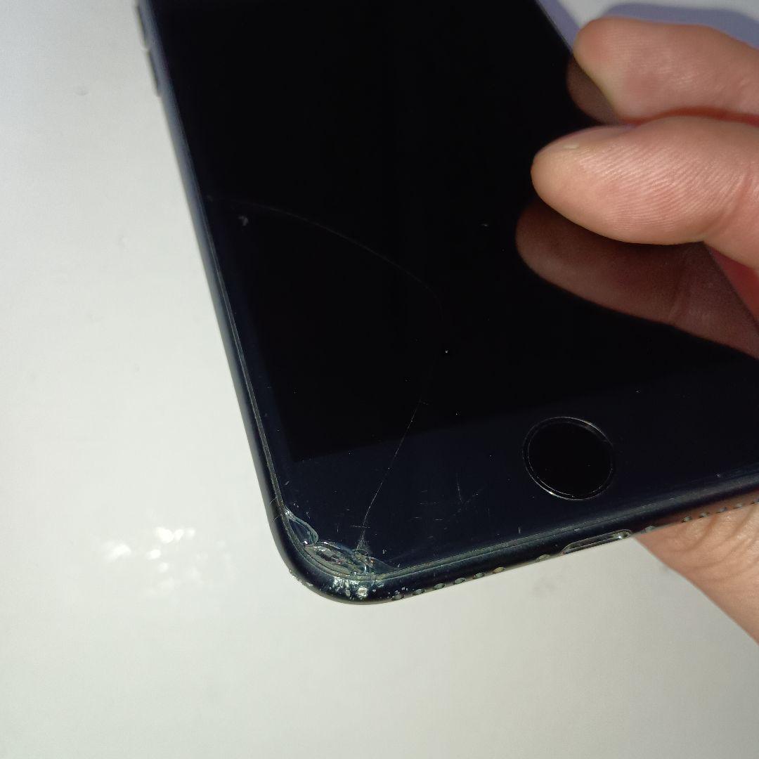 iPhone SE第2世代(2020)　ブラック