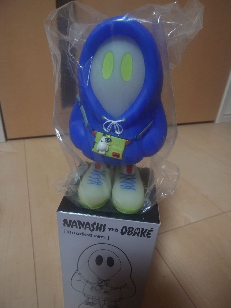 NANASHI no OBAKE フィギュア (フード付き) 蓄光