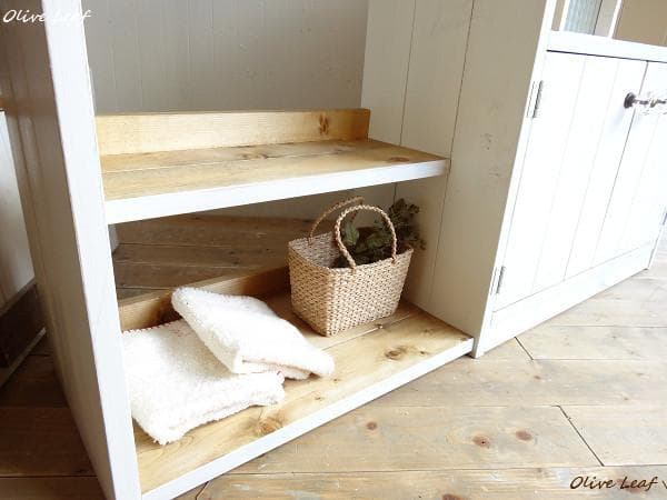 サイズデザインオーダー可！２扉キッズハンガーキャビネットシャビーホワイト受注製作