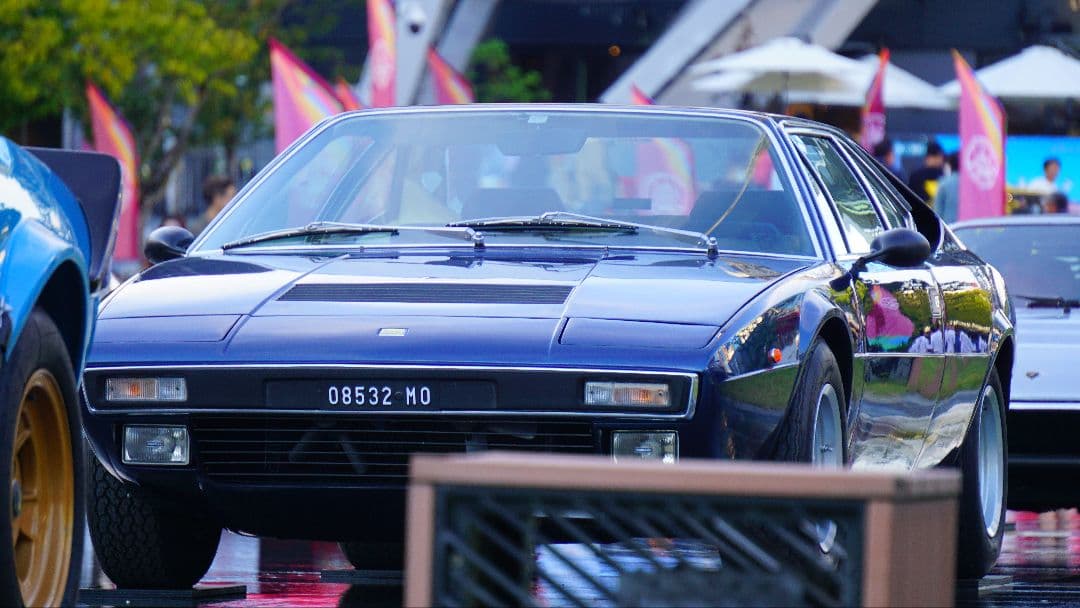 【美品】SONY α6000　レンズセット　ミラーレス　標準　望遠　単焦点