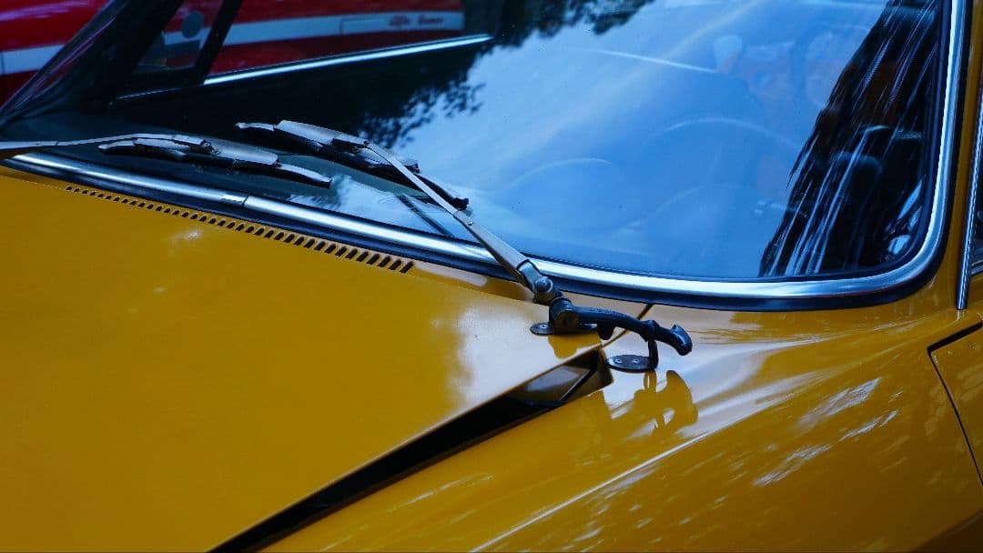 【美品】SONY α6000　レンズセット　ミラーレス　標準　望遠　単焦点