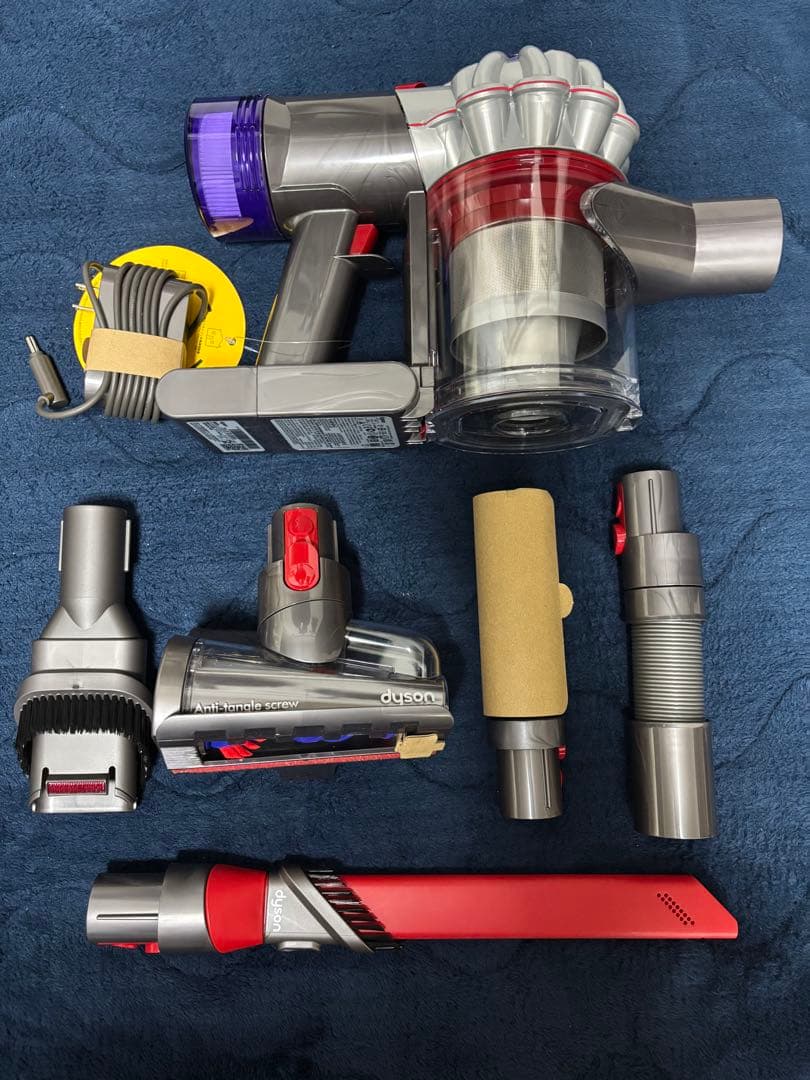Dyson v8 focus ハンディクリーナー本体
