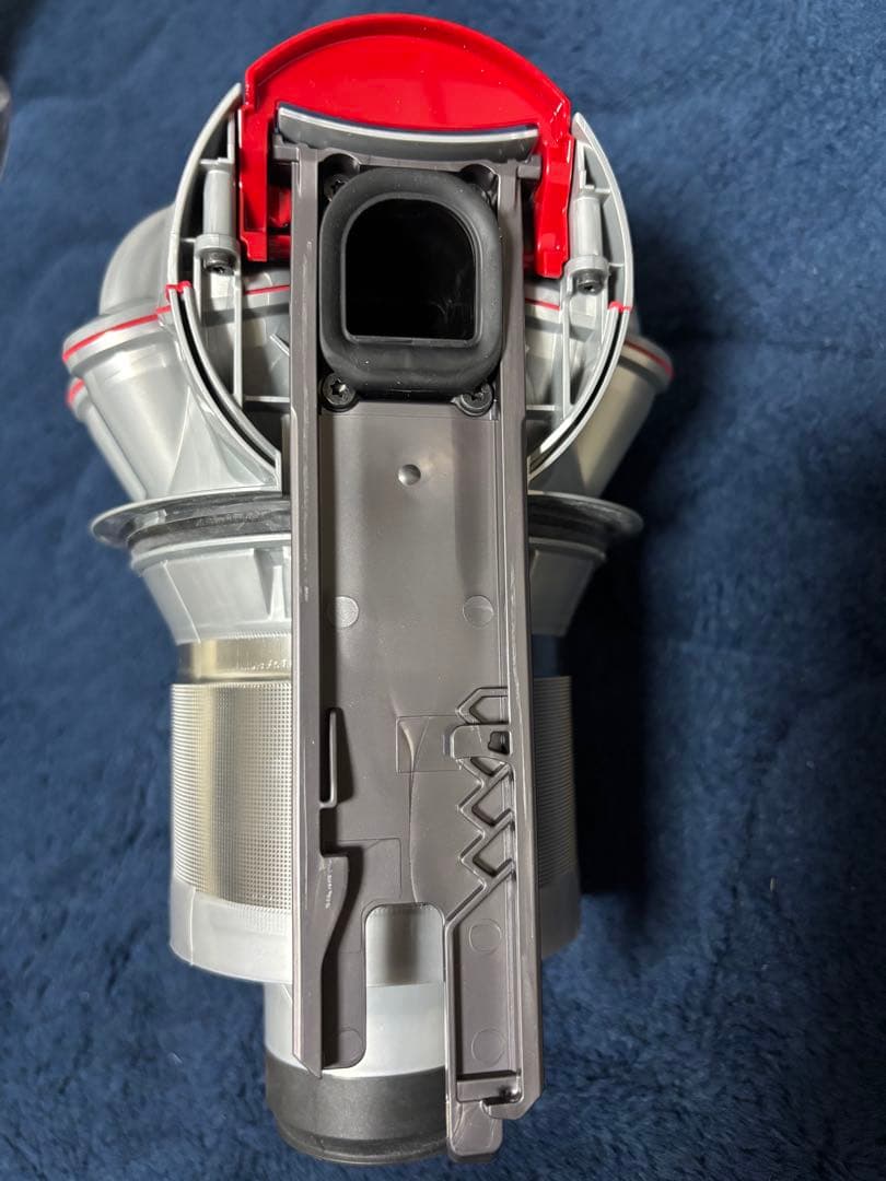 Dyson v8 focus ハンディクリーナー本体