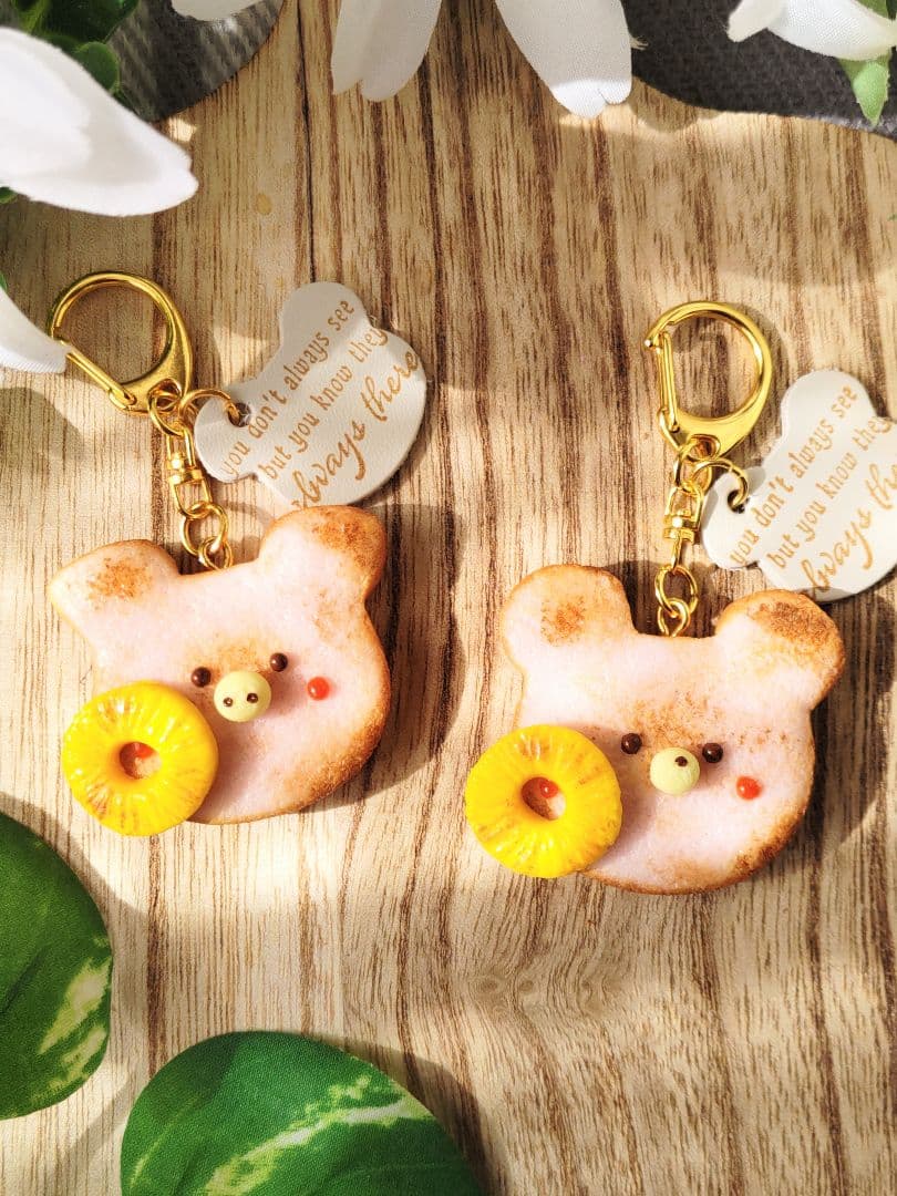 ♡ハワイアンハムステーキ♡　ぶた　チャーム　キーホルダー　フェイクフード