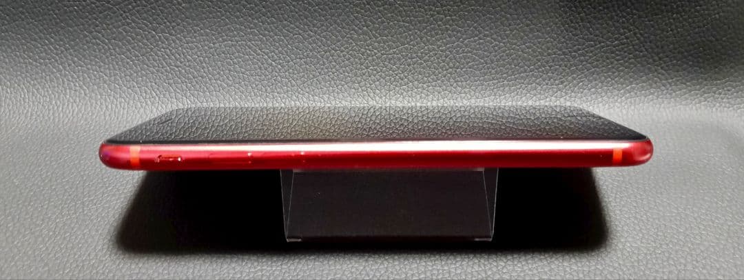 iPhone SE2 SIMフリー PRODUCT RED128GB【傷少美品】
