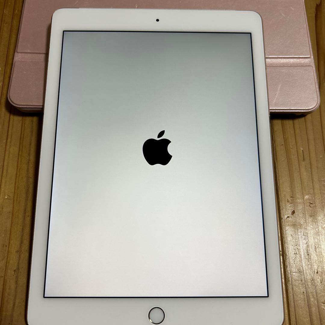 中古品iPadAir 2 Wi-Fi Cellular ゴールド SIMフリー