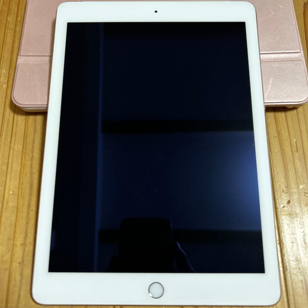 中古品iPadAir 2 Wi-Fi Cellular ゴールド SIMフリー